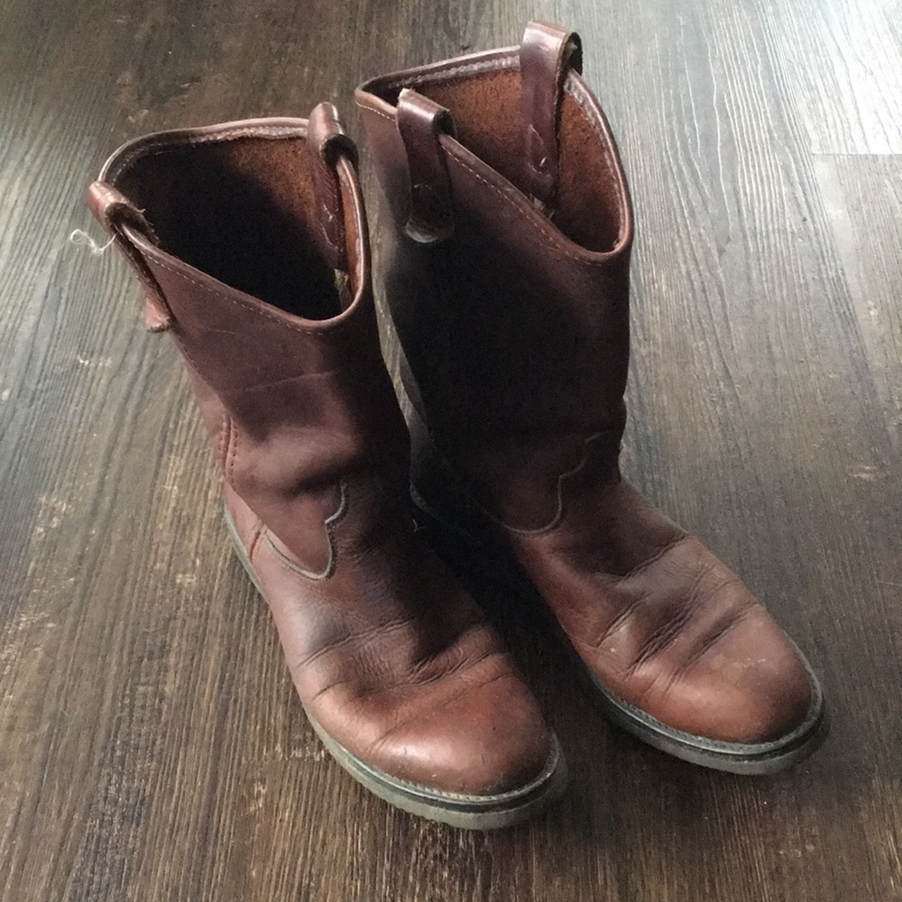 Beautiful vintage cowboy boots